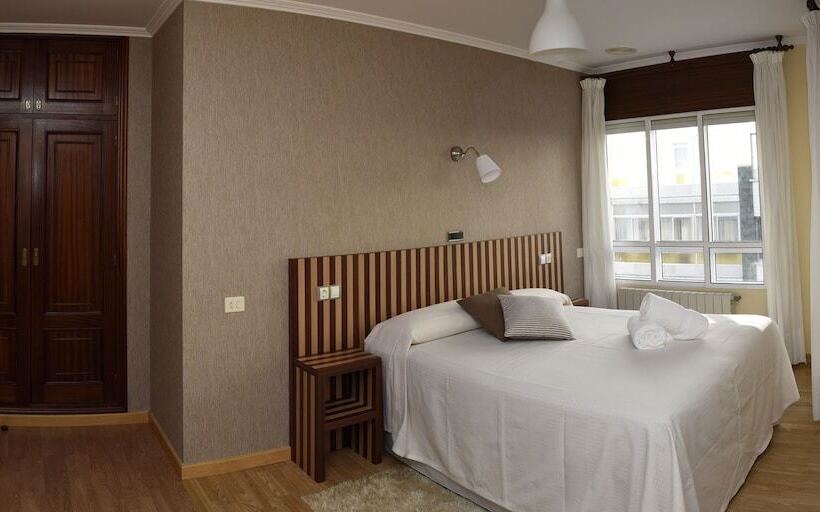 غرفة قياسية, Villa De Ribadeo