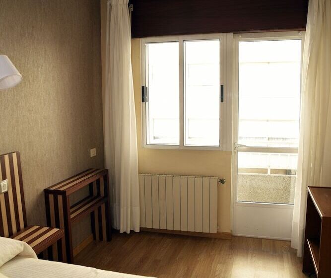 غرفة قياسية, Villa De Ribadeo