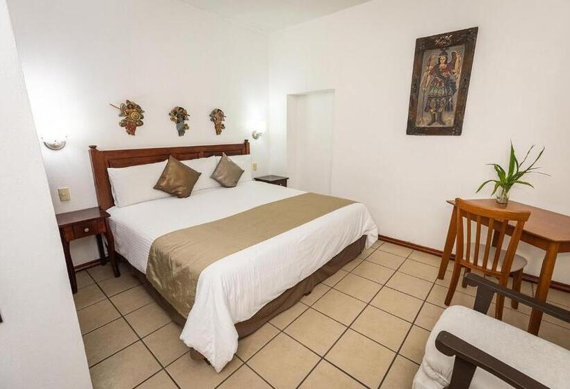 스탠다드 스튜디오, Las Mariposas Hotel & Studios