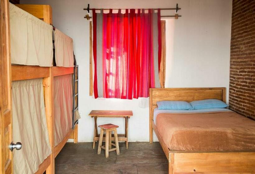 Номер Стандарт Совместная Ванная, Puerta Vieja Hostel