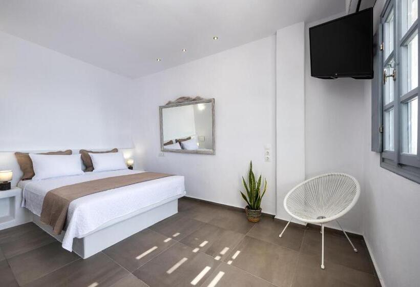 سوییت جونیور با چشم‌انداز دریا, Lava Stone