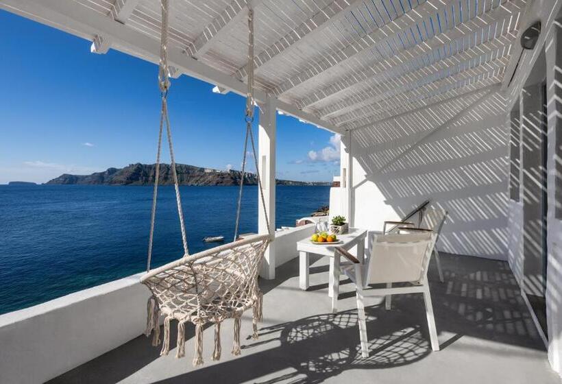 سوئیت اجرایی با چشم‌انداز دریا, Lava Stone