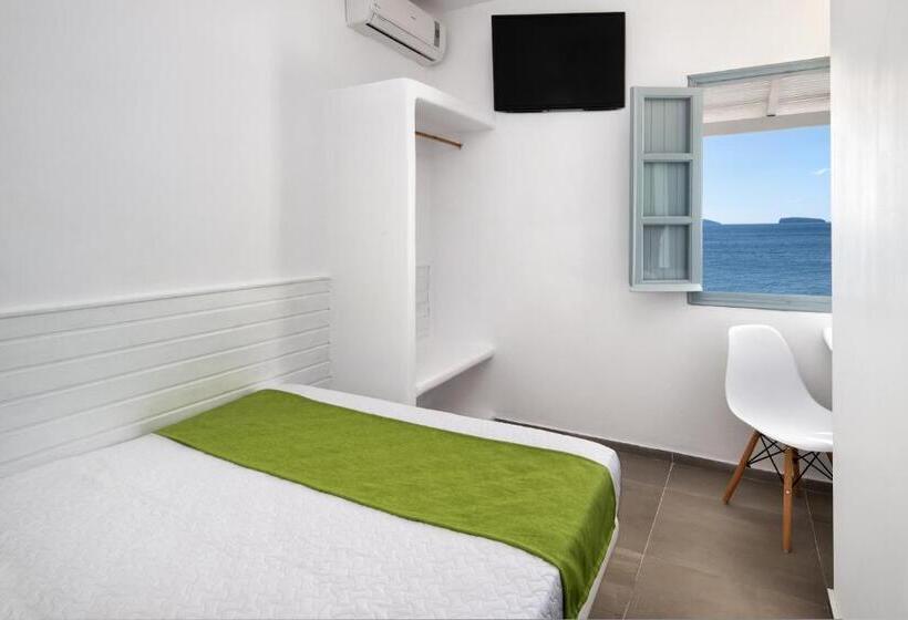 سوئیت اجرایی با چشم‌انداز دریا, Lava Stone