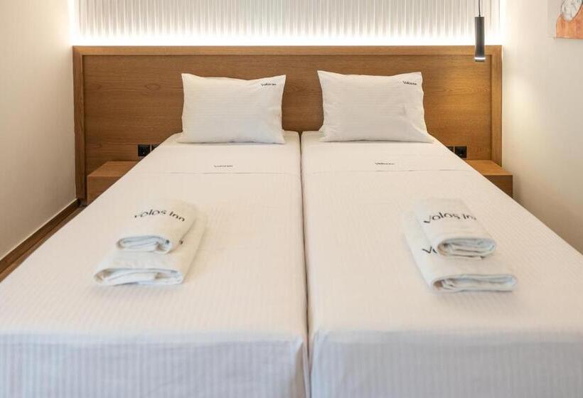 Номер Стандарт с Балконом, Volos Inn