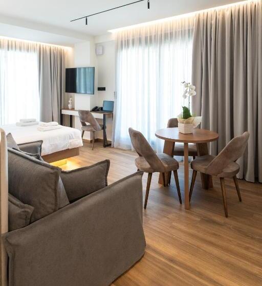Номер Deluxe, Volos Inn