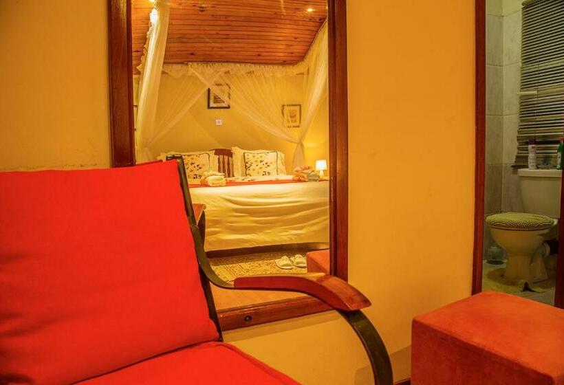 بنگله خانوادگی, Fort Motel