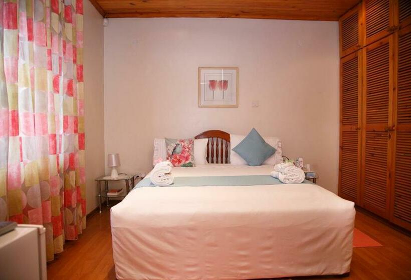 بنگله خانوادگی, Fort Motel
