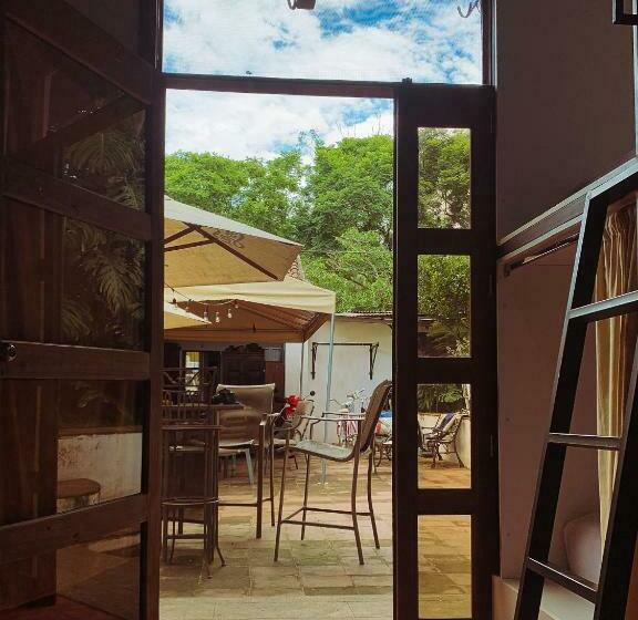 تختخواب در اتاق مشترک, Hostal Antigüeño