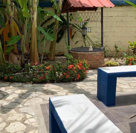 خانه 3 خوابه, Sana El Jardin Secreto