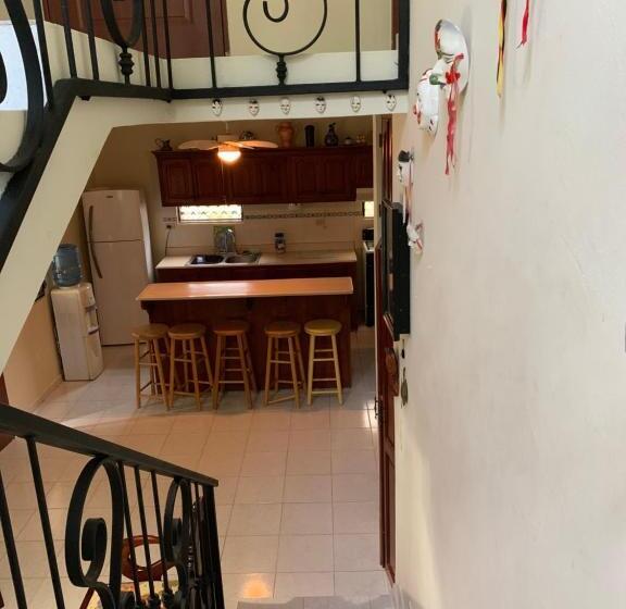 خانه 3 خوابه, Sana El Jardin Secreto