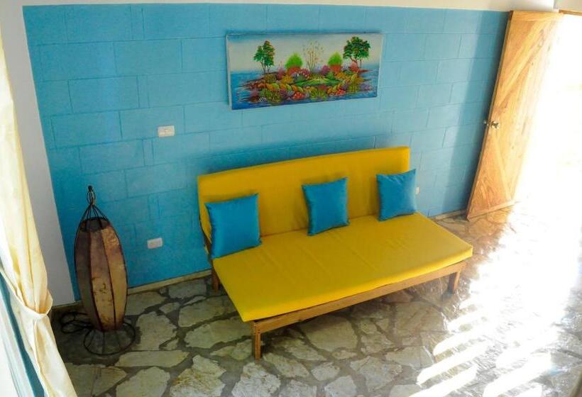 اتاق استاندارد چهار تخته با چشمانداز دریا, B&b El Mirador Al Mar