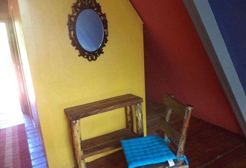 디럭스 룸, Fireside Inn And Grill