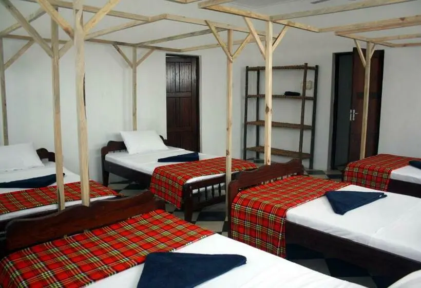 ルームシェアのワンベッド, Kimte Beach Lodge
