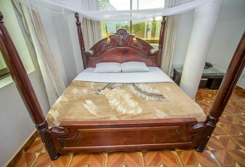 اتاق لوکس, Ministers Village