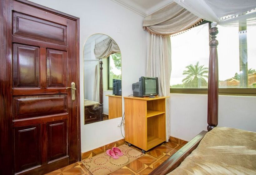 اتاق لوکس, Ministers Village