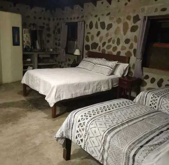 اتاق استاندارد چهار تخته, Casa Cangrejal B&b