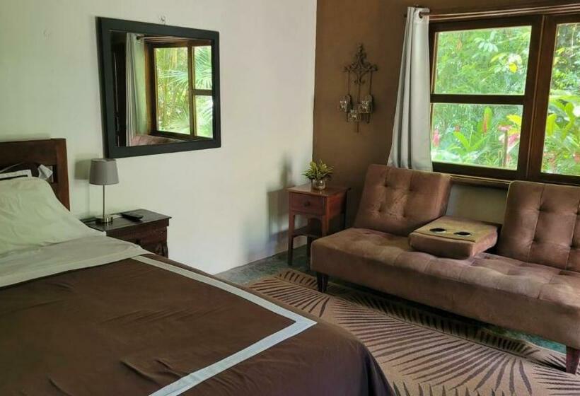 بانگلوی استاندارد, Casa Cangrejal B&b