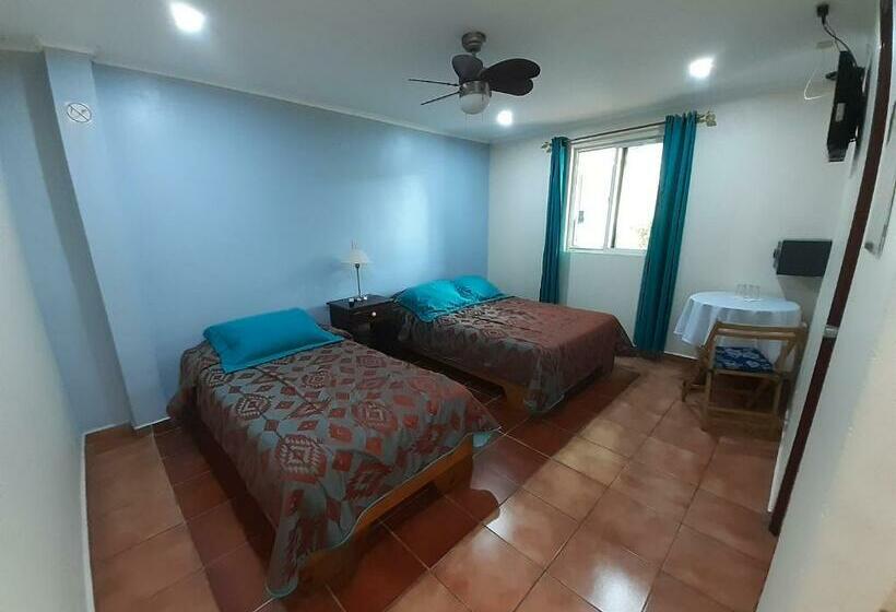 غرفة قياسية ثلاثية, El Oasis Hotel Y Restaurante