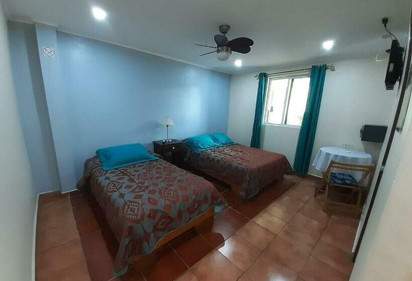 غرفة قياسية ثلاثية, El Oasis Hotel Y Restaurante