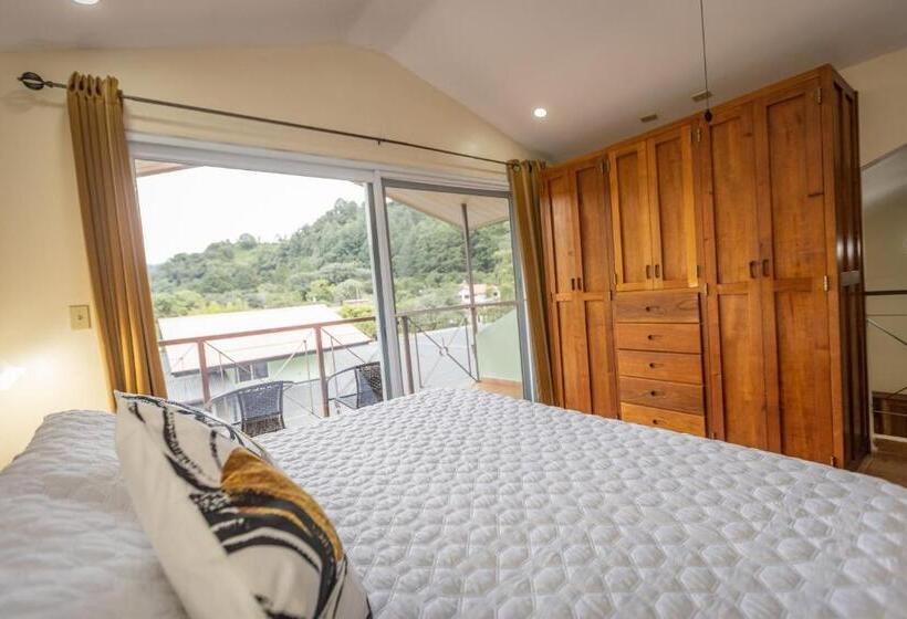 جناح, El Oasis Hotel Y Restaurante