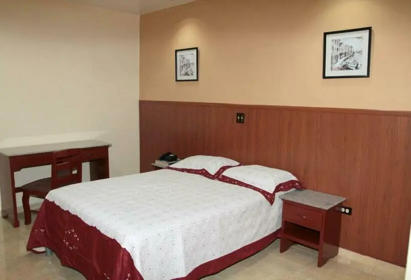 Camera Standard Letto Matrimoniale, Alcala