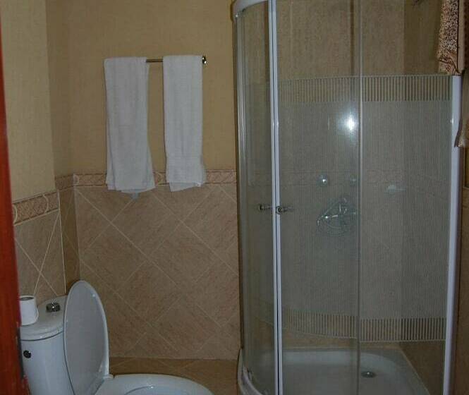 Номер Стандарт, Arusha Tourist Inn