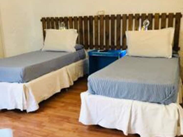 غرفة قياسية, Blu Inn