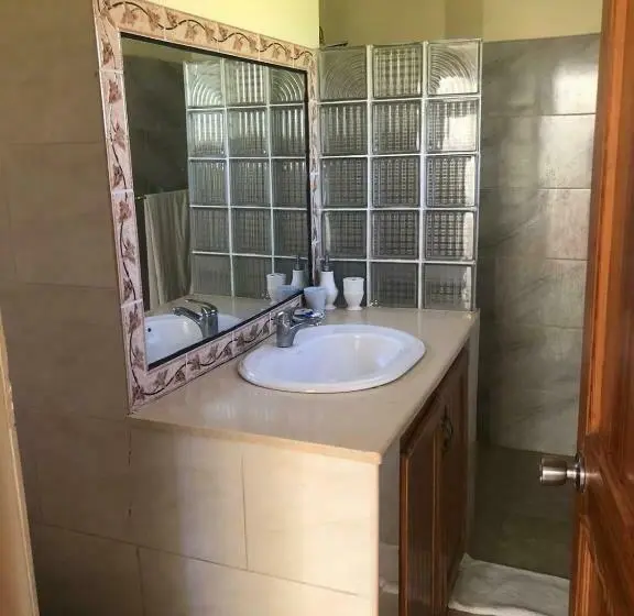 اتاق استاندارد, Cambri