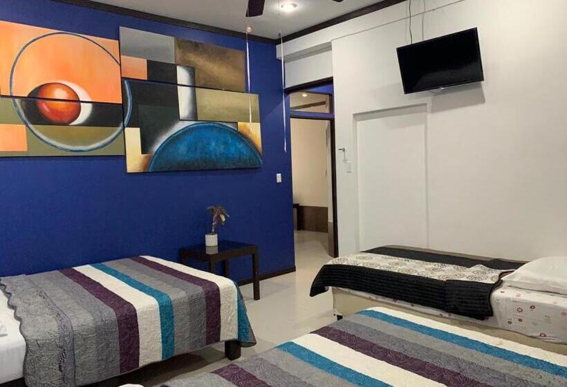 اتاق استاندارد سه نفره, Celebertti