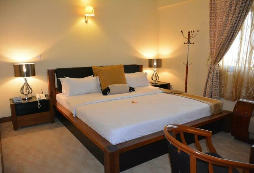 חדר אקזקיוטיב, Gold Crest