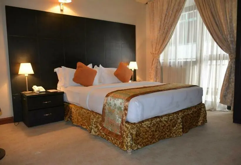 Deluxe-huone, Gold Crest