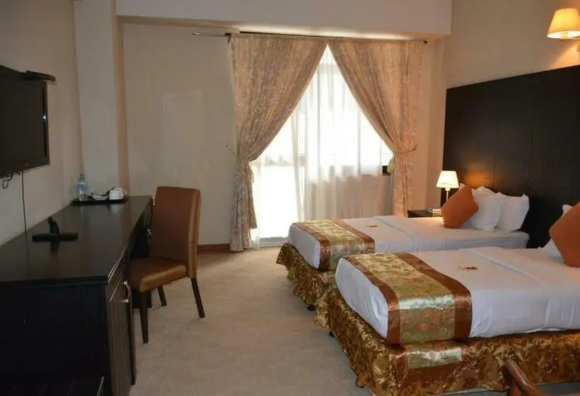 Deluxe-huone, Gold Crest