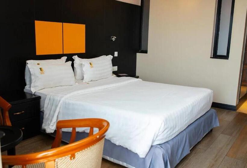 חדר דלוקס יחיד, Gold Crest