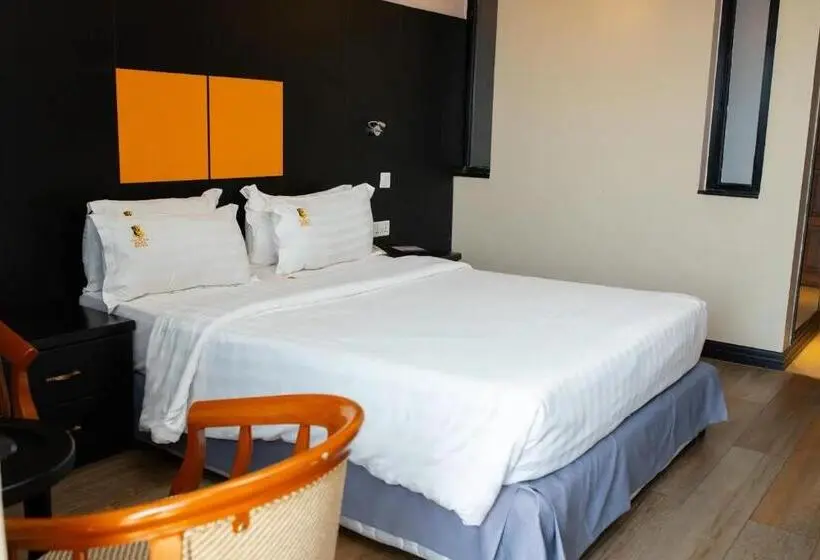 Deluxe Yhden Hengen Huone, Gold Crest
