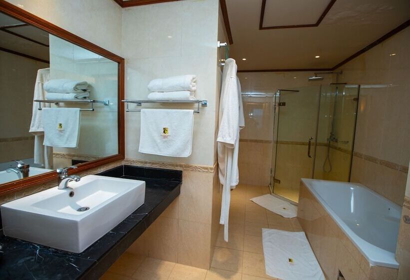 جناح إدارى, Gold Crest