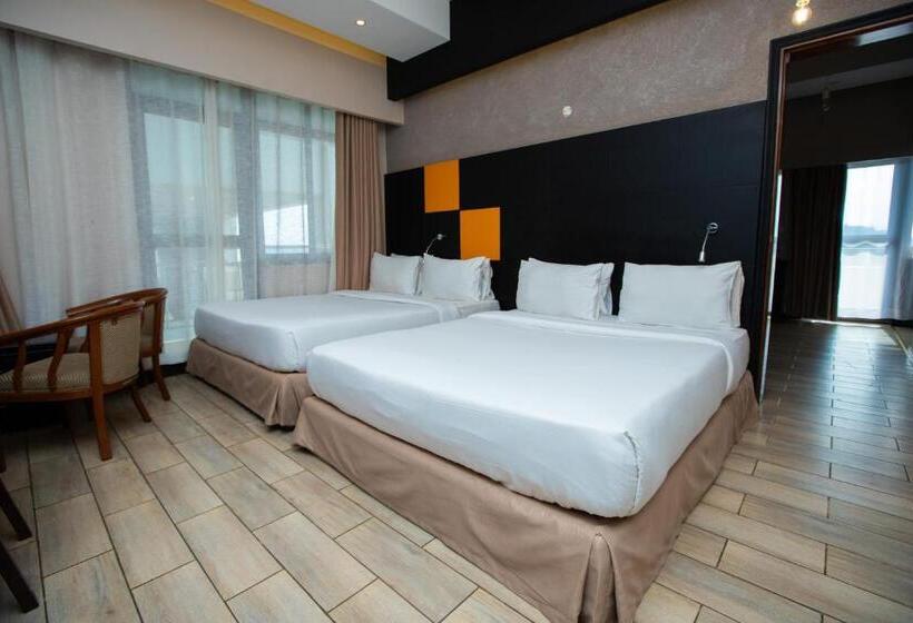 חדר דלוקס, Gold Crest