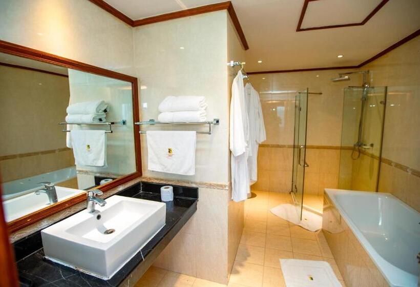 סוויטה אקזקיוטיב, Gold Crest