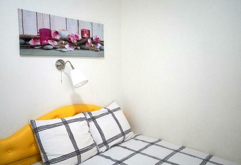 اتاق اکونومی, Holland Lodge Paramaribo