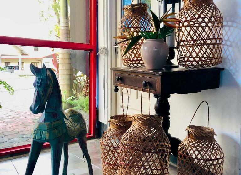 اتاق اکونومی, Holland Lodge Paramaribo