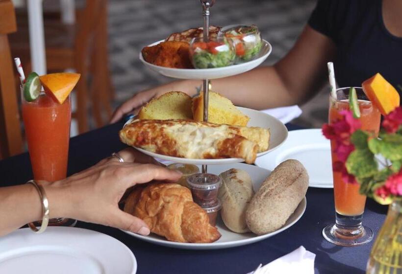 اتاق لوکس سه تخته, Holland Lodge Paramaribo