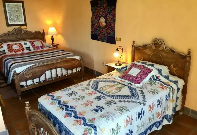 سوییت, La Casa Del Mundo