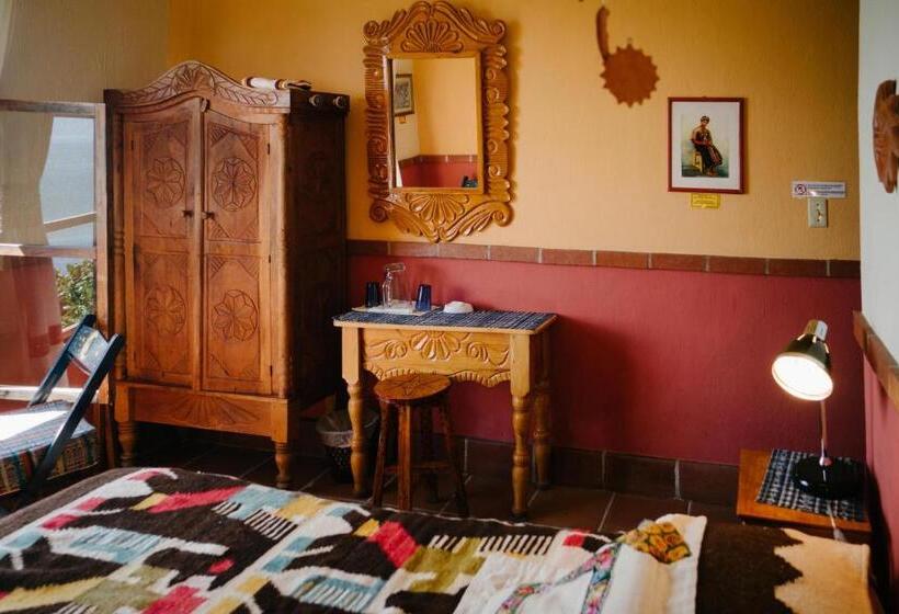 اتاق استاندارد با سرویس بهداشتی مشترک, La Casa Del Mundo