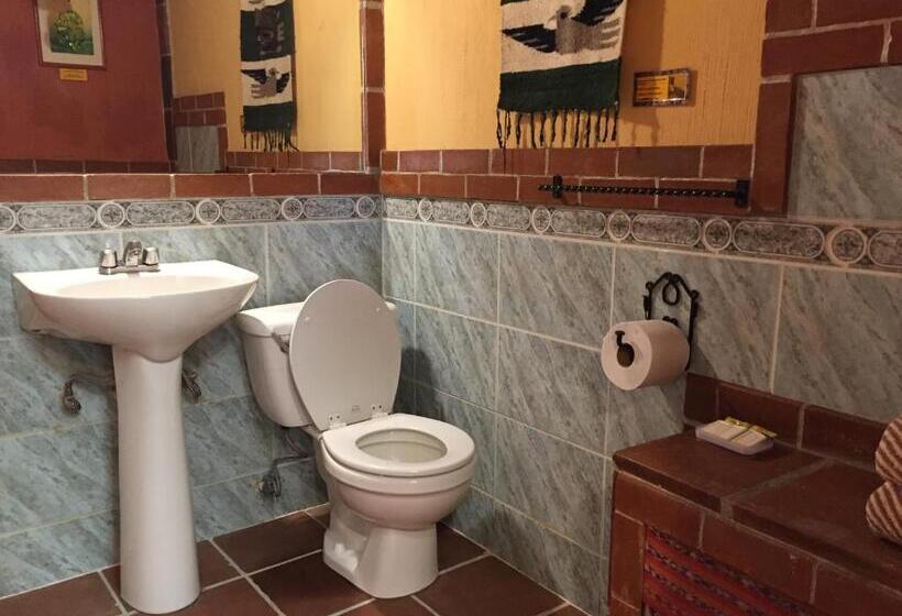 سوییت لوکس, La Casa Del Mundo