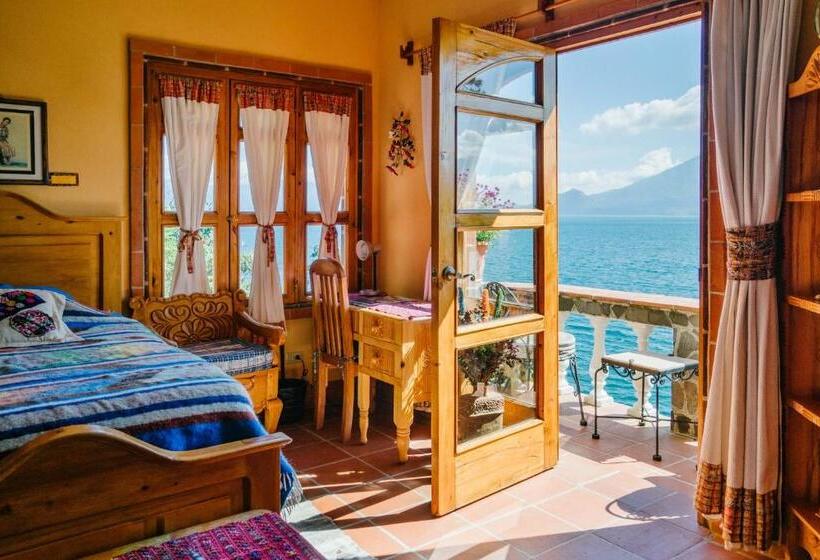 سوییت لوکس, La Casa Del Mundo