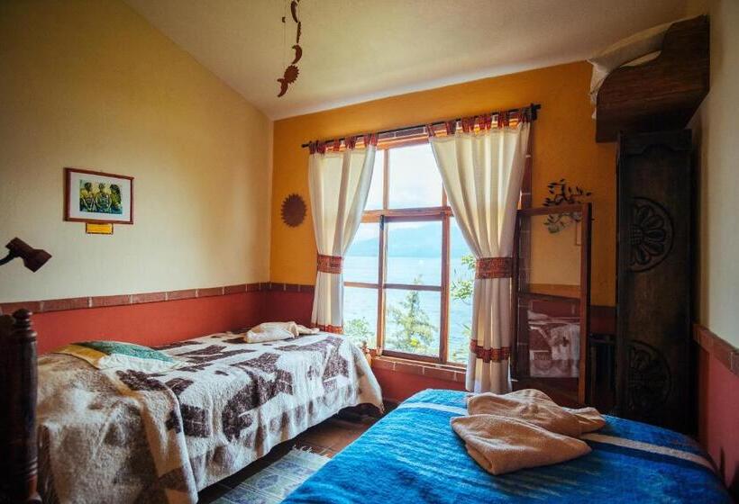 اتاق استاندارد با سرویس بهداشتی مشترک, La Casa Del Mundo