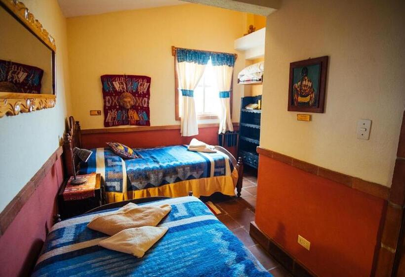 اتاق استاندارد با سرویس بهداشتی مشترک, La Casa Del Mundo