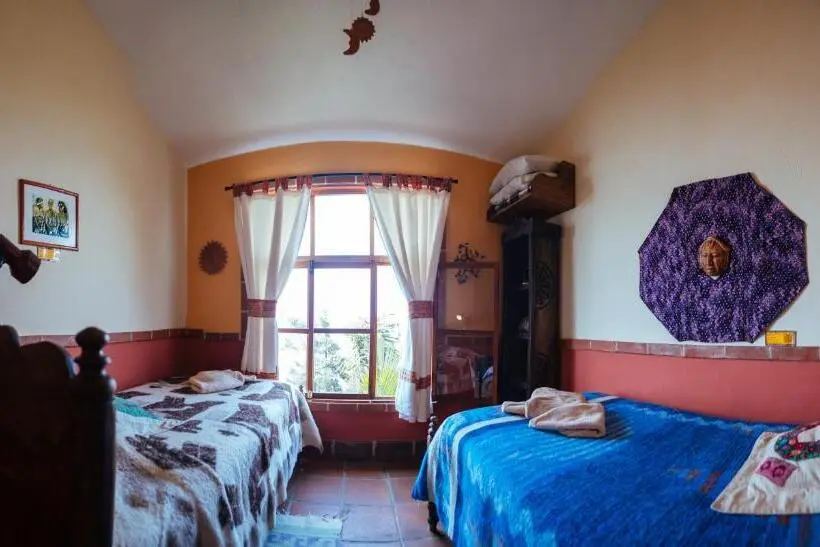 اتاق استاندارد با سرویس بهداشتی مشترک, La Casa Del Mundo