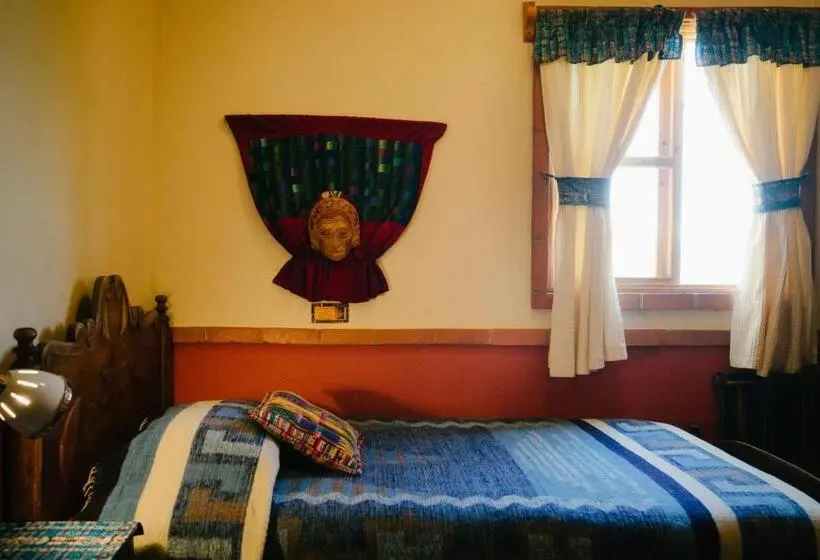 اتاق استاندارد با سرویس بهداشتی مشترک, La Casa Del Mundo