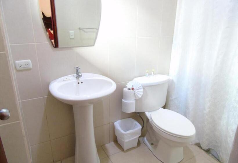 اتاق استاندارد, Los Pinos