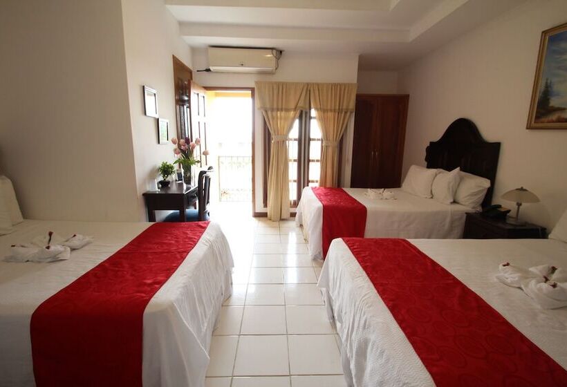 اتاق استاندارد چهار تخته, Los Pinos